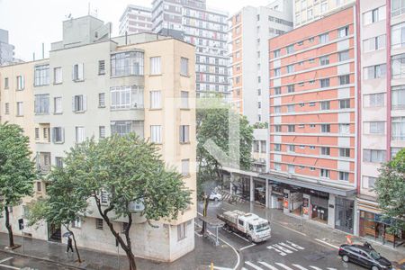 Vista do Quarto de apartamento para alugar com 2 quartos, 70m² em Bela Vista, São Paulo