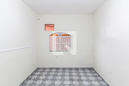 Quarto de casa para alugar com 1 quarto, 30m² em Centro, Nilópolis