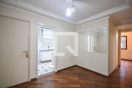 Sala de apartamento para alugar com 3 quartos, 70m² em Jardim Ampliação, São Paulo