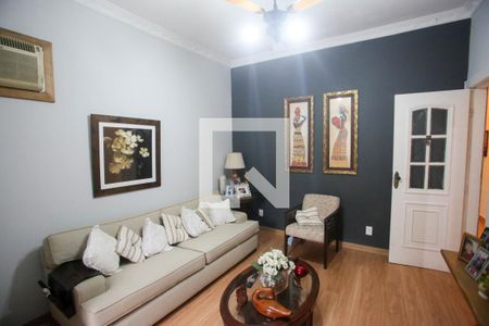 Sala de casa para alugar com 6 quartos, 320m² em Taquara, Rio de Janeiro