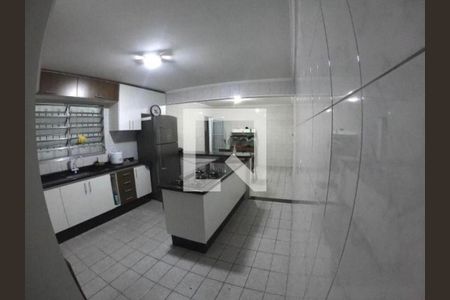 Casa à venda com 3 quartos, 125m² em Vila Cardoso Franco, São Paulo