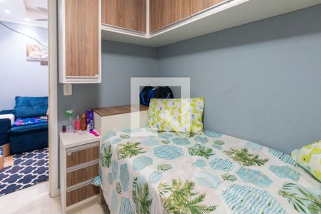 Quarto 1 de apartamento para alugar com 2 quartos, 40m² em Vila Campanela, São Paulo