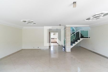 Sala de casa à venda com 4 quartos, 360m² em Vila Nova Savoia, São Paulo