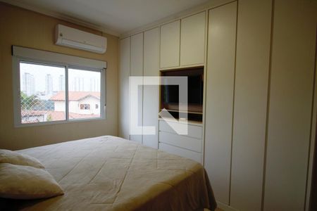 Suíte de casa à venda com 3 quartos, 140m² em Parque Monte Alegre, Taboão da Serra