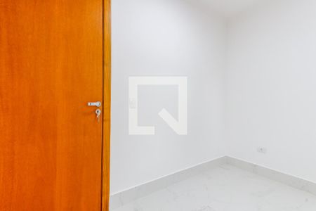 Quarto 2 de apartamento para alugar com 2 quartos, 40m² em Vila Gustavo, São Paulo