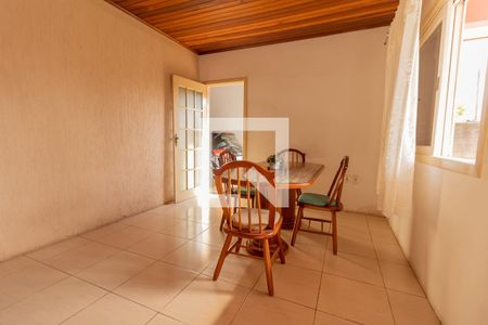 Sala  de casa à venda com 3 quartos, 140m² em Feitoria, São Leopoldo