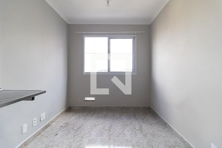 Sala/Cozinha de apartamento para alugar com 1 quarto, 24m² em Jardim Santa Emília, São Paulo