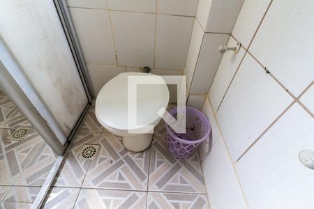 Detalhe do banheiro de apartamento para alugar com 1 quarto, 50m² em Aviação, Praia Grande