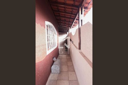 Varanda de casa à venda com 3 quartos, 220m² em Vila Rosália, Guarulhos
