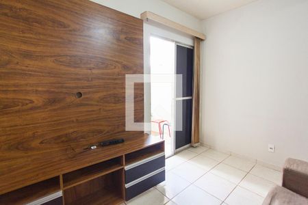 Sala de apartamento para alugar com 3 quartos, 73m² em Jardim Europa, Uberlândia