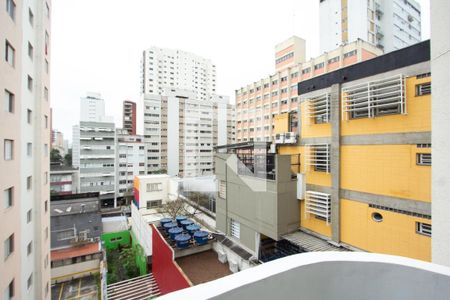 Varanda de apartamento para alugar com 1 quarto, 50m² em Itaim Bibi, São Paulo