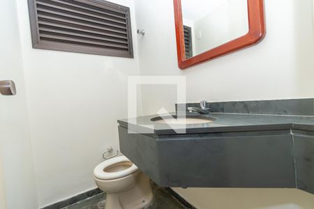 Lavabo de apartamento para alugar com 1 quarto, 48m² em Centro, Campinas