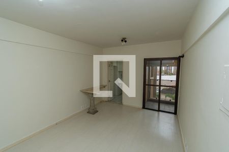 Sala de Estar/Jantar de apartamento para alugar com 1 quarto, 48m² em Centro, Campinas