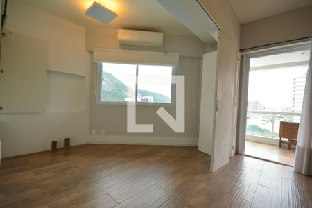 Sala de apartamento para alugar com 3 quartos, 109m² em Humaitá, Rio de Janeiro