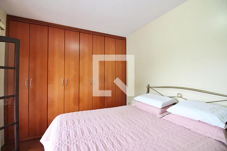 Quarto 1 - Suíte de casa à venda com 3 quartos, 200m² em Jardim das Palmeiras, São Bernardo do Campo