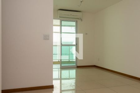Sala de apartamento para alugar com 3 quartos, 79m² em Pechincha, Rio de Janeiro