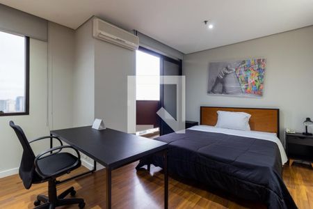 Suite de apartamento para alugar com 1 quarto, 80m² em Itaim Bibi, São Paulo
