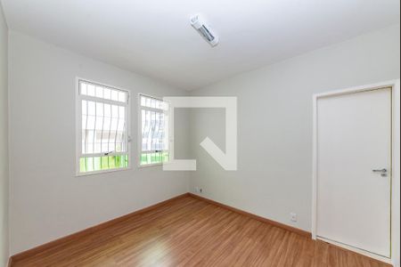 Suíte de apartamento para alugar com 4 quartos, 120m² em Gutierrez, Belo Horizonte