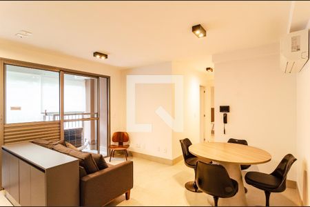Sala de apartamento para alugar com 2 quartos, 57m² em Chácara Inglesa, São Paulo
