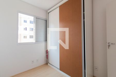 Quarto 1 - Armários de apartamento para alugar com 2 quartos, 43m² em Vila das Beleza, São Paulo
