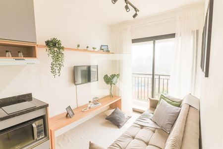 Sala / Cozinha de apartamento para alugar com 1 quarto, 32m² em Butantã, São Paulo