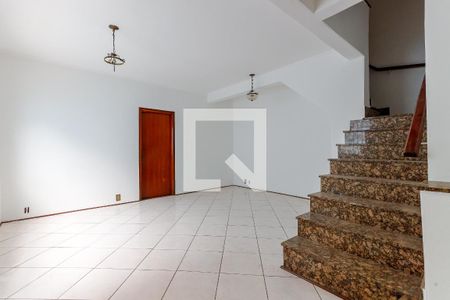 Sala de casa para alugar com 3 quartos, 175m² em Vila Medeiros, São Paulo