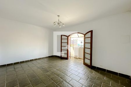 Sala de casa para alugar com 2 quartos, 150m² em Vila Libanesa, São Paulo