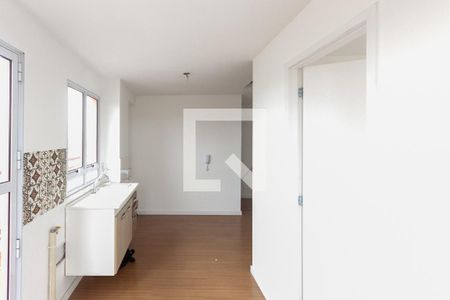 Sala e cozinha de apartamento para alugar com 1 quarto, 63m² em Vila Ema, São Paulo