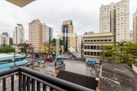 Varanda de kitnet/studio à venda com 1 quarto, 32m² em Indianópolis, São Paulo