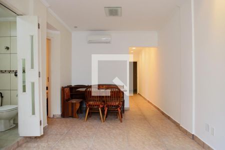 Sala de apartamento para alugar com 3 quartos, 110m² em Boqueirão, Santos