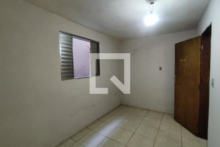 Quarto 2 de casa para alugar com 2 quartos, 90m² em Jardim Santa Maria, São Paulo