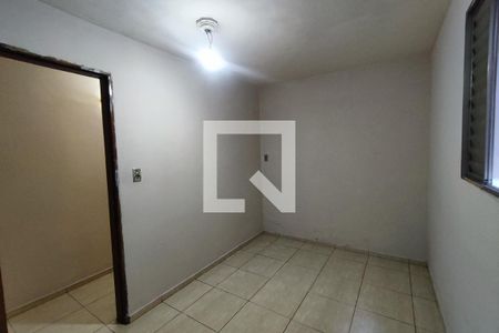 Quarto 2 de casa para alugar com 2 quartos, 90m² em Jardim Santa Maria, São Paulo