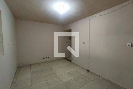 Sala de casa para alugar com 2 quartos, 90m² em Jardim Santa Maria, São Paulo