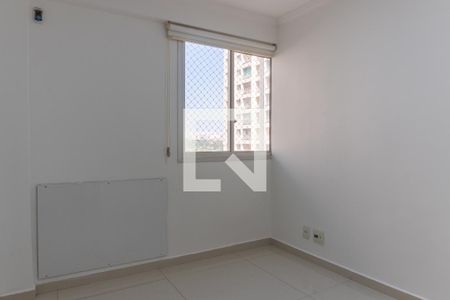 Quarto de apartamento para alugar com 2 quartos, 65m² em Guará Ii, Brasília