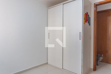 Quarto de apartamento para alugar com 2 quartos, 65m² em Guará Ii, Brasília