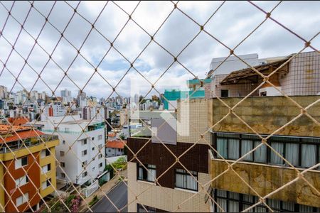 Vista de apartamento à venda com 3 quartos, 180m² em Buritis, Belo Horizonte