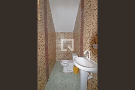 Lavabo de casa de condomínio para alugar com 3 quartos, 140m² em Ipê, São José dos Pinhais