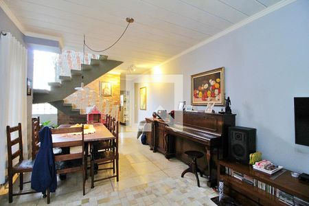 Sala de casa à venda com 3 quartos, 110m² em Vila Lucinda, Santo André