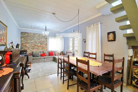 Sala de casa à venda com 3 quartos, 110m² em Vila Lucinda, Santo André