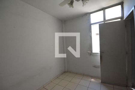 Quarto de apartamento à venda com 1 quarto, 66m² em Parada de Lucas, Rio de Janeiro