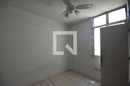 Quarto de apartamento à venda com 1 quarto, 66m² em Parada de Lucas, Rio de Janeiro