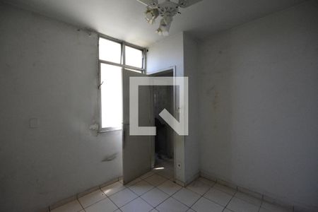 Quarto de apartamento à venda com 1 quarto, 66m² em Parada de Lucas, Rio de Janeiro