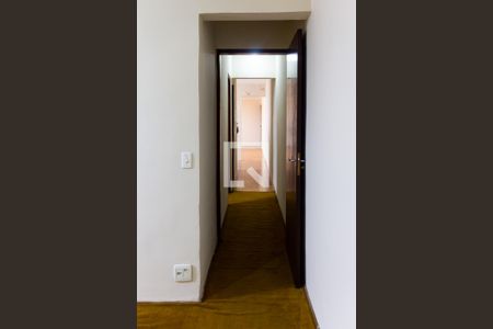 Corredor de apartamento para alugar com 2 quartos, 63m² em Rio Pequeno, São Paulo