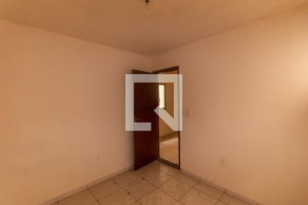 Quarto 1 de casa para alugar com 2 quartos, 85m² em Marechal Hermes, Rio de Janeiro