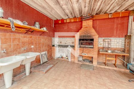 Casa à venda com 400m², 5 quartos e 15 vagas Casa à venda com 400m², 5 quartos e 15 vagasÁrea de Serviço