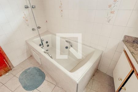 Casa à venda com 400m², 5 quartos e 15 vagas Casa à venda com 400m², 5 quartos e 15 vagassuite1