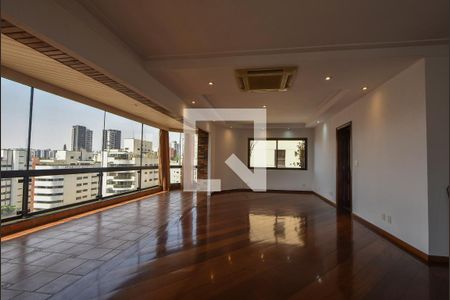 Apartamento para alugar com 314m², 3 quartos e 4 vagasSala