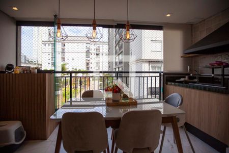 Varanda de apartamento à venda com 2 quartos, 65m² em Lapa, São Paulo