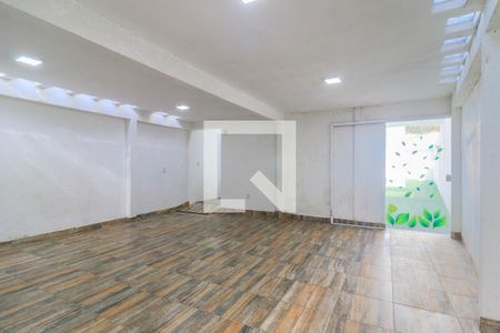 Sala 1 de casa para alugar com 8 quartos, 265m² em Chácara Santo Antônio (zona Sul), São Paulo