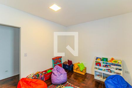 Sala 2 de casa para alugar com 8 quartos, 265m² em Chácara Santo Antônio (zona Sul), São Paulo